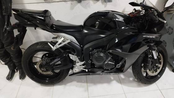 HONDA CBR 600RR HONDA CBR 600RR